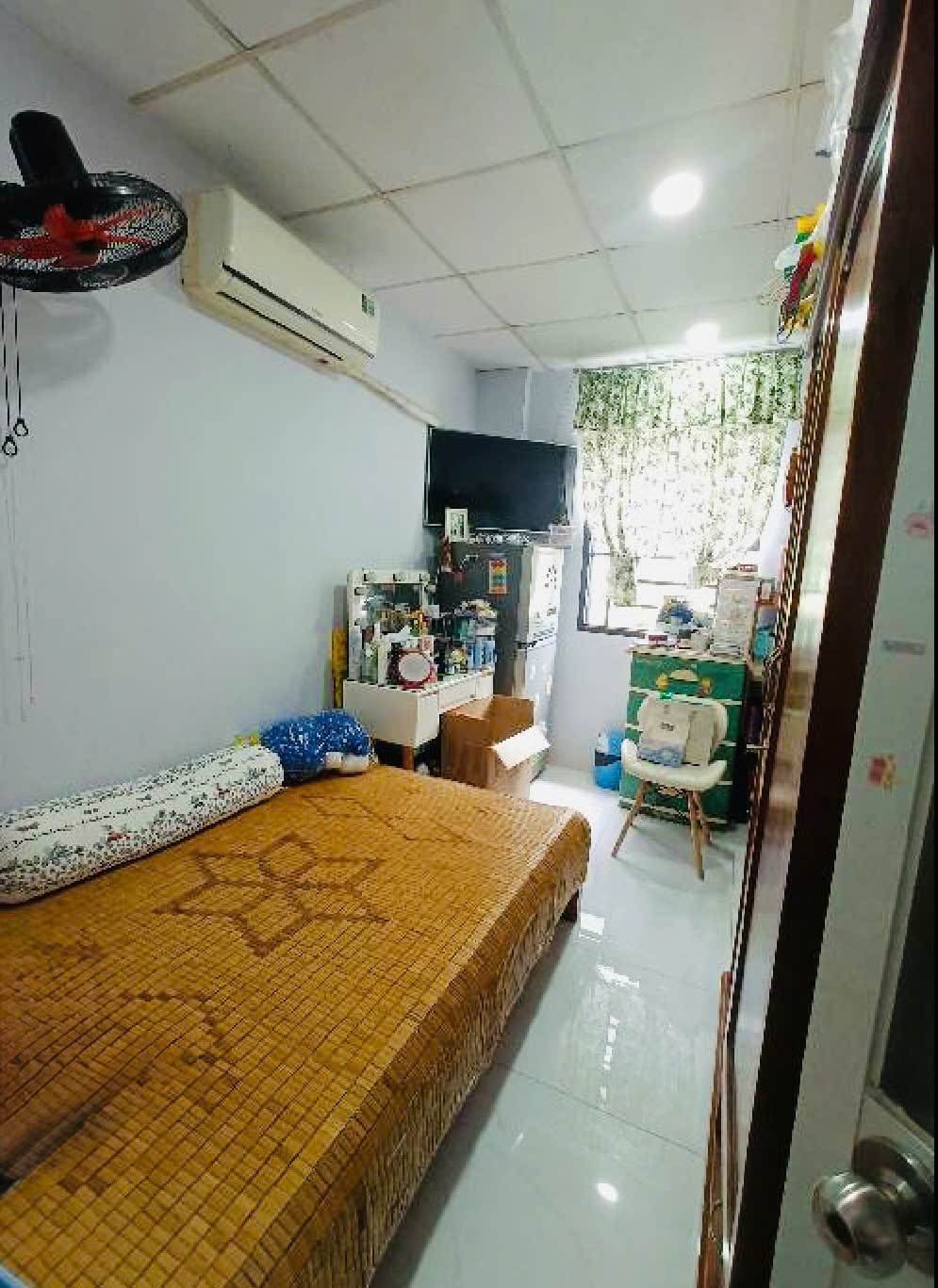 HẺM XE HƠI THÔNG – NGANG KHỦNG 7.3M – NHÀ 2 TẦNG 6PN – SỔ VUÔNG A4. NHỈNH 12.X TỶ. - Ảnh 2